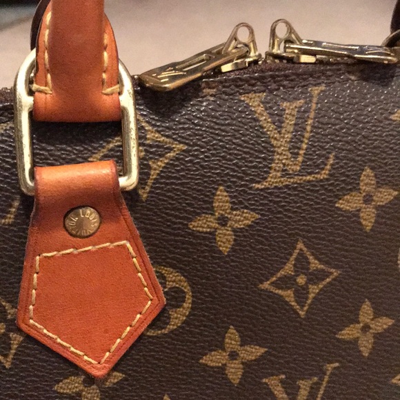 ✨SOLD✨Authentic Louis Vuitton Alma - Picture 2 of 8